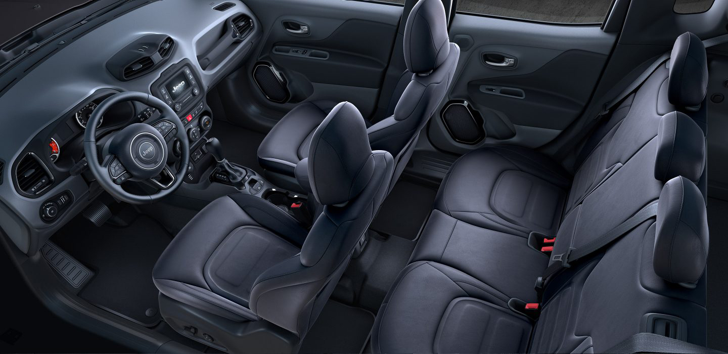 2017-Jeep-Renegade-Altitude-VLP-Interior-Gallery-1